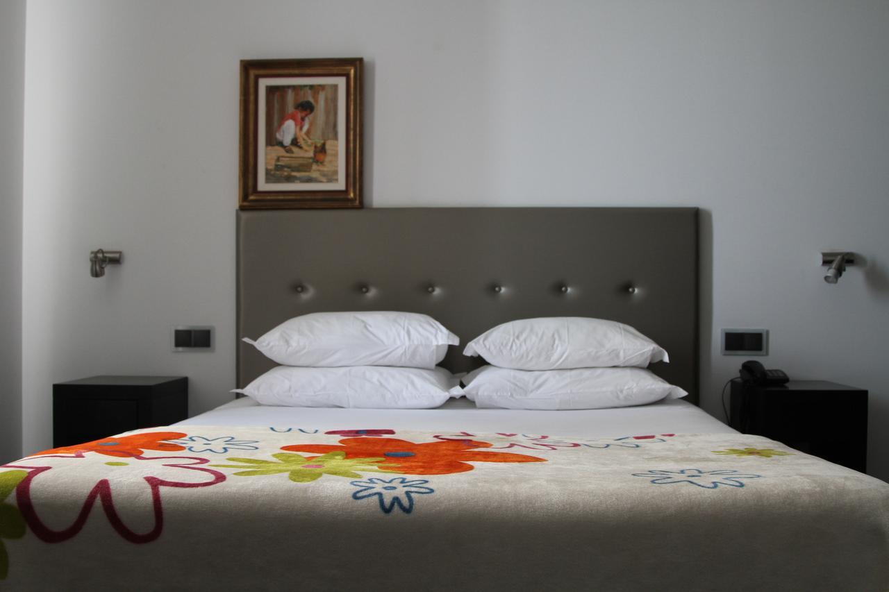 Lazza Hotel Фигейра-да-Фош Экстерьер фото